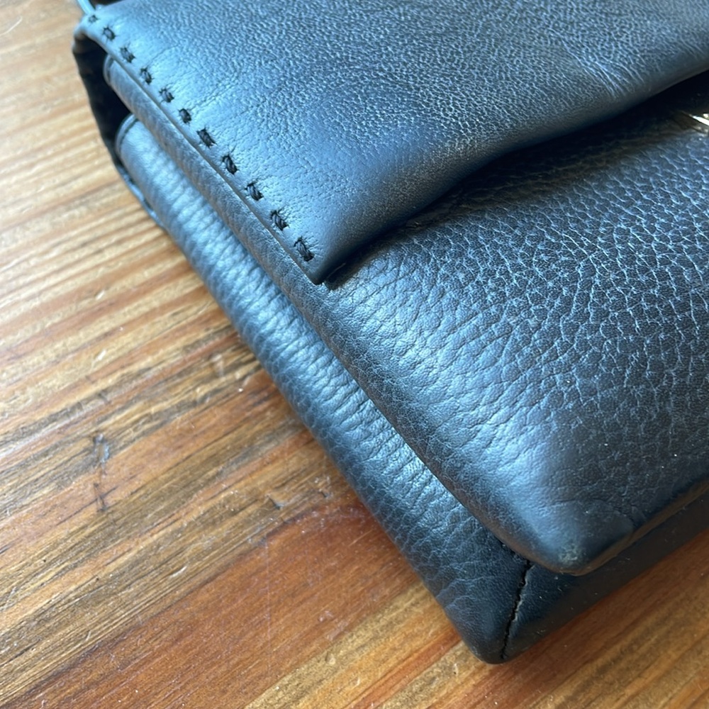 Classy 🖤 Ted Baker leather Shoulder Bag! - Picture 5 of 12